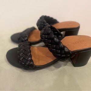 Gentle Souls Women's Charlene Braided Sandals